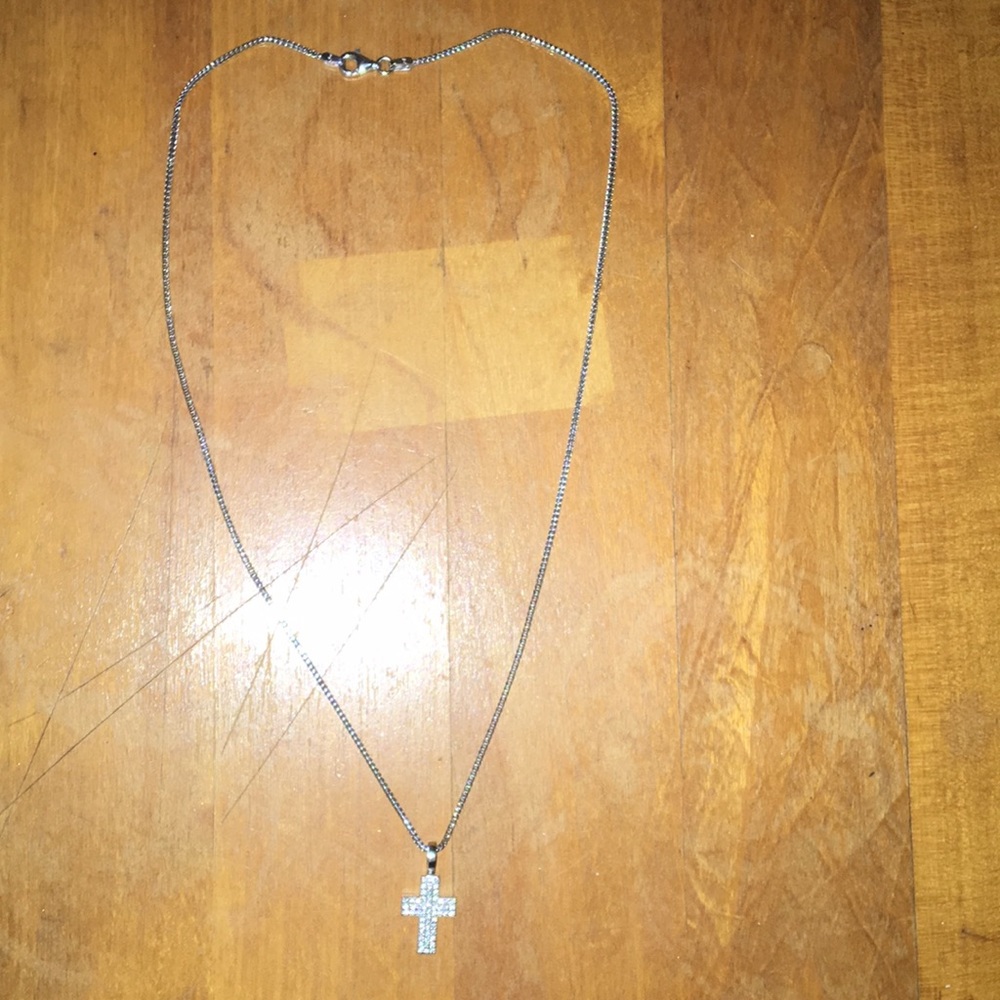 10kWG Rope necklace with a VVs Cross from Icebox